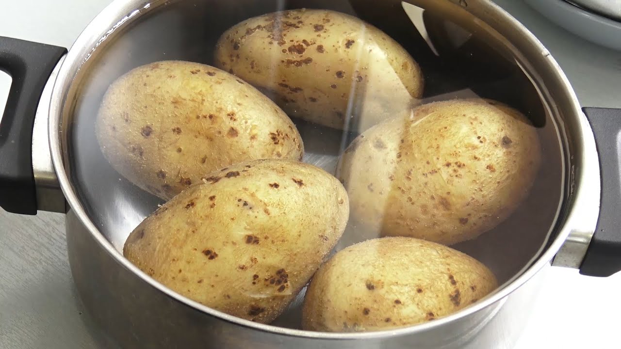 cuánto tardan en cocer las patatas