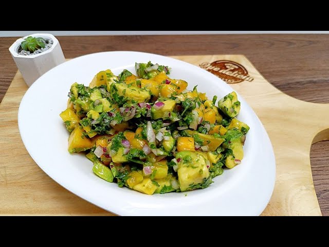 ensalada de bogavante mango y aguacate