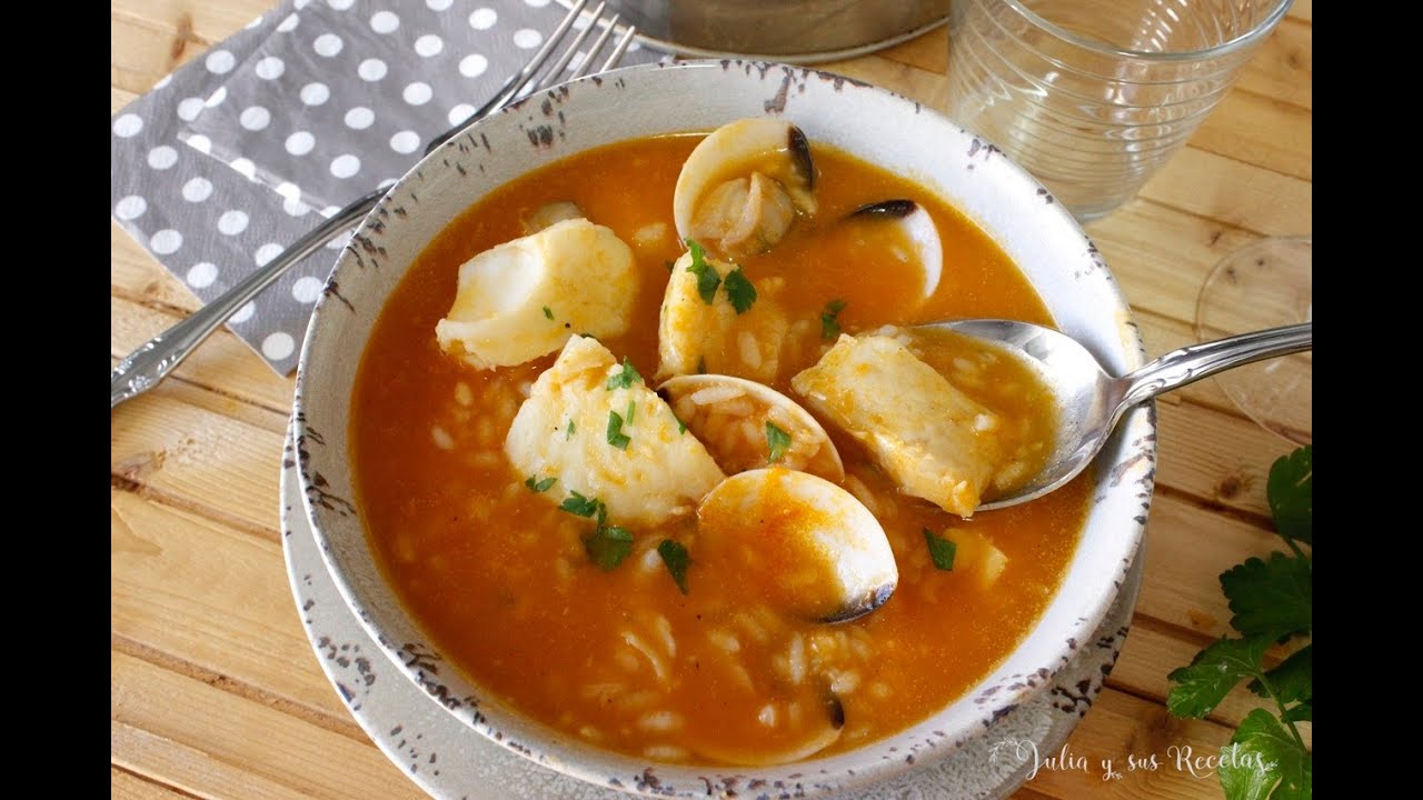 sopa de merluza con arroz