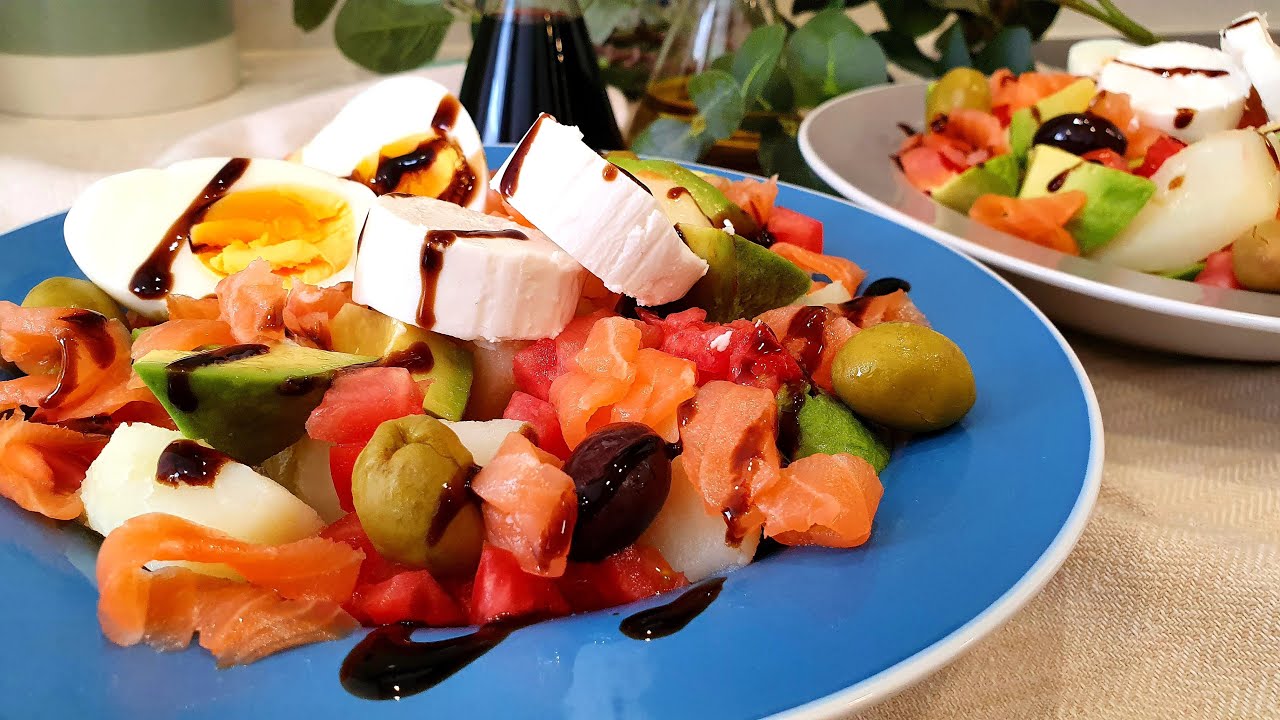 ensalada de salmón ahumado y patata
