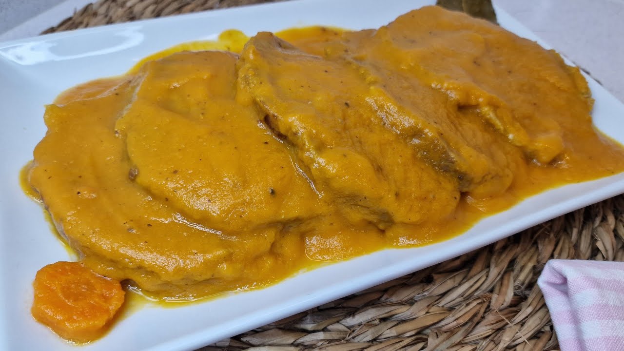 redondo de cerdo con salsa