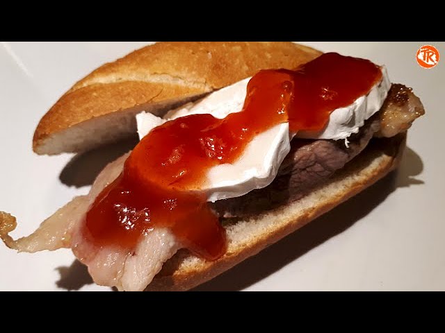 montaditos con mermelada de tomate